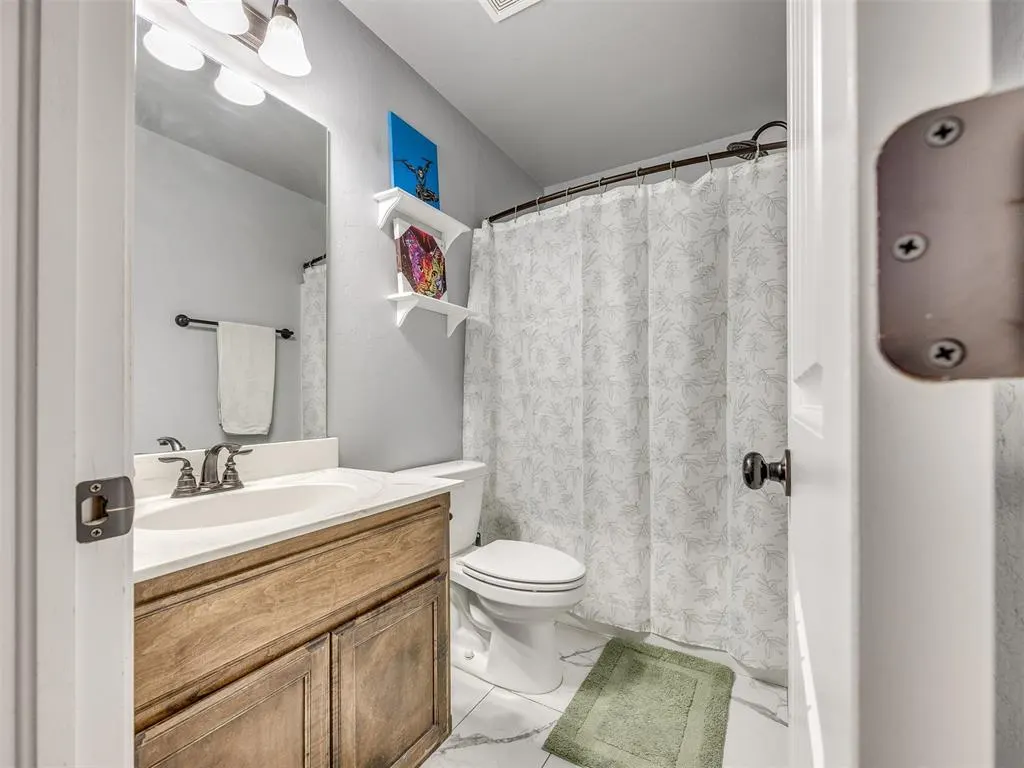 Photo 18 — 5805 Marblewood Drive, Oklahoma City, OK 73179