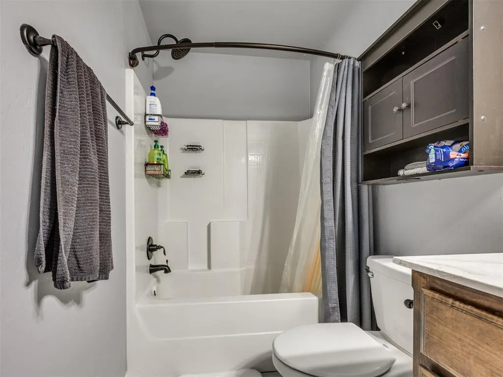 Photo 24 — 5805 Marblewood Drive, Oklahoma City, OK 73179