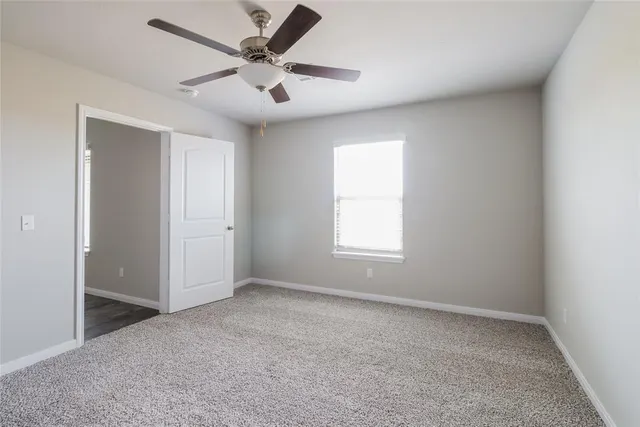 Photo 8 — 421 St James Place, Newcastle, OK 73065