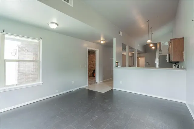 Photo 8 — 1217 SW 18th Street, Oklahoma City, OK 73109