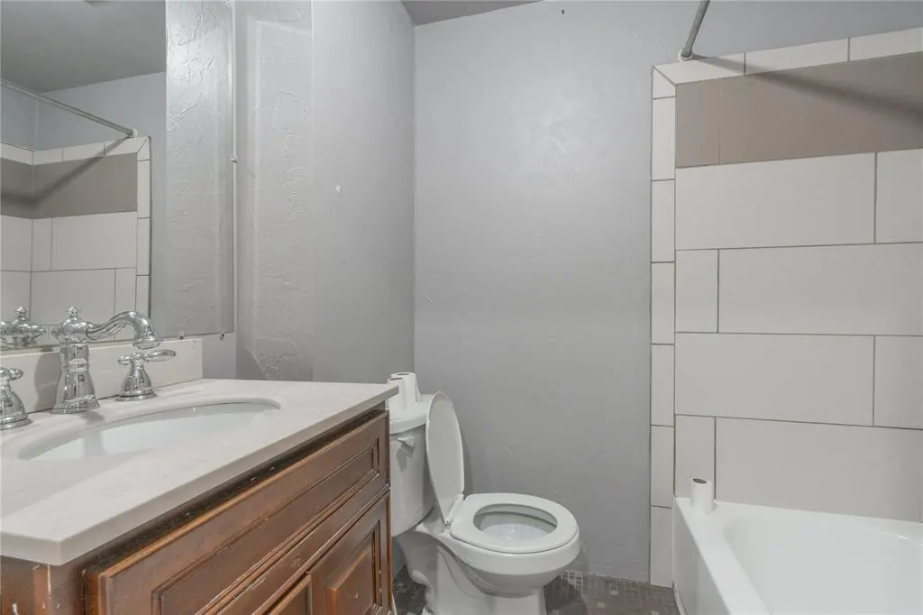 Photo 23 — 1217 SW 18th Street, Oklahoma City, OK 73109