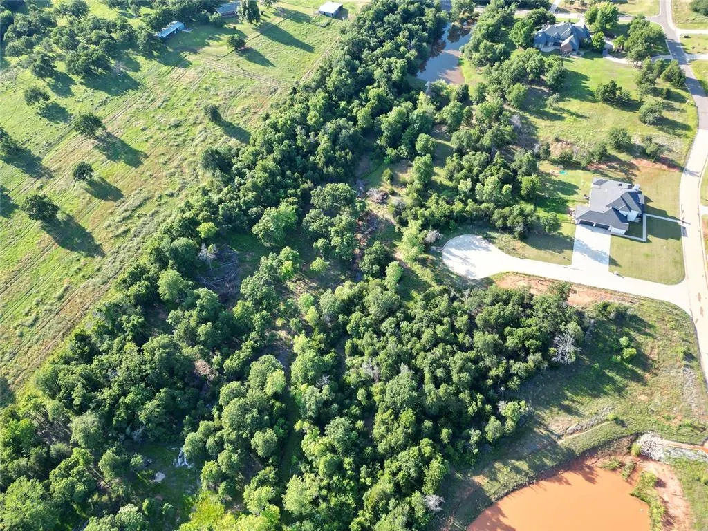 Photo 2 — 18286 Chelsea Circle, Newalla, OK 74857