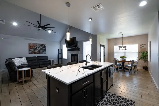 Photo 7 — 8725 NW Kensington Place, Lawton, OK 73505