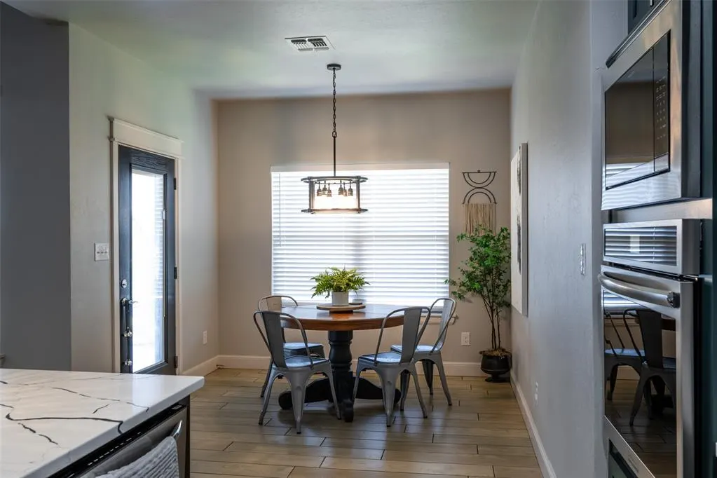 Photo 9 — 8725 NW Kensington Place, Lawton, OK 73505