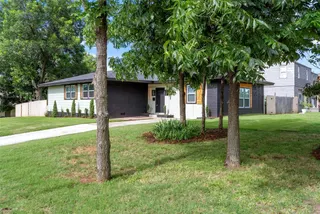 Sold home at 2800 NW 43rd Street