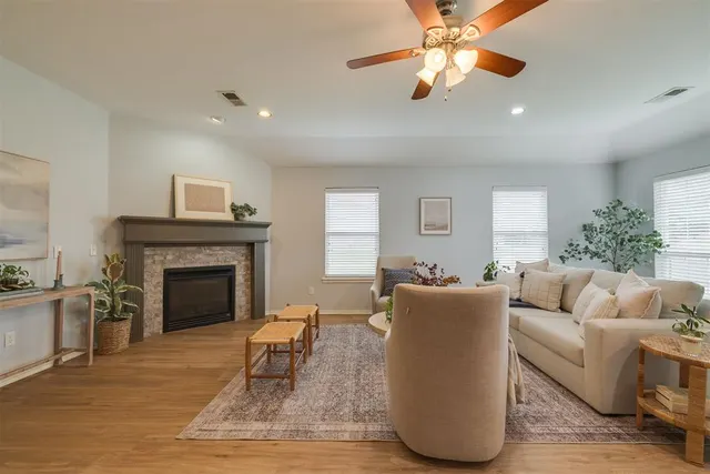 Photo 3 — 405 Bright Angel Trail, Edmond, OK 73003