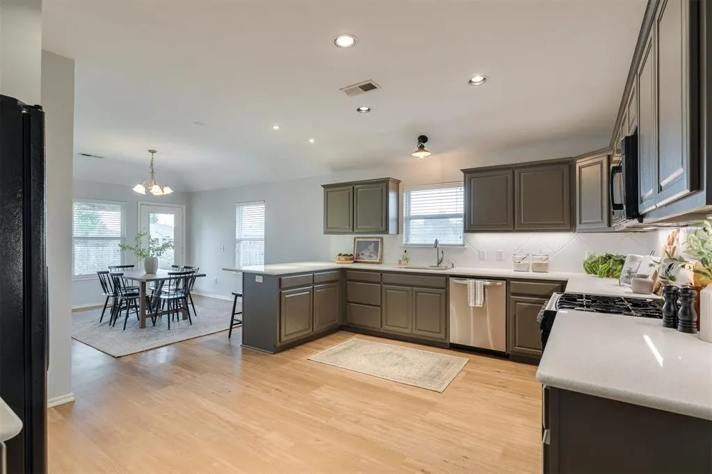 Photo 12 — 405 Bright Angel Trail, Edmond, OK 73003