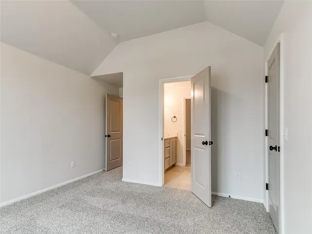 Photo 7 — 14613 Brantwood Circle, Oklahoma City, OK 73142