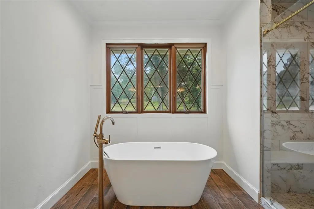 Photo 13 — 2108 Woodhill Road, Edmond, OK 73025