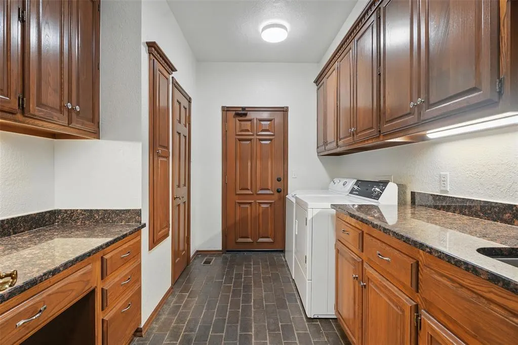 Photo 23 — 2108 Woodhill Road, Edmond, OK 73025