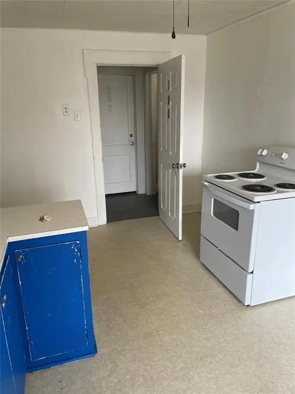 Photo 5 — 128 W Ridgewood Street, Shawnee, OK 74801