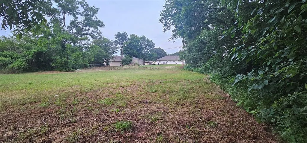 Photo 5 — 606 Elm Avenue, Wellston, OK 74881