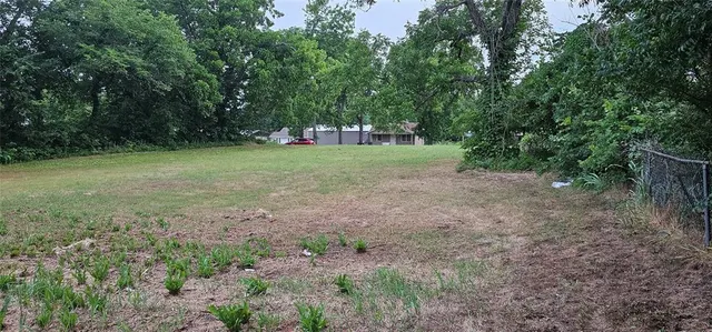 Photo 8 — 606 Elm Avenue, Wellston, OK 74881