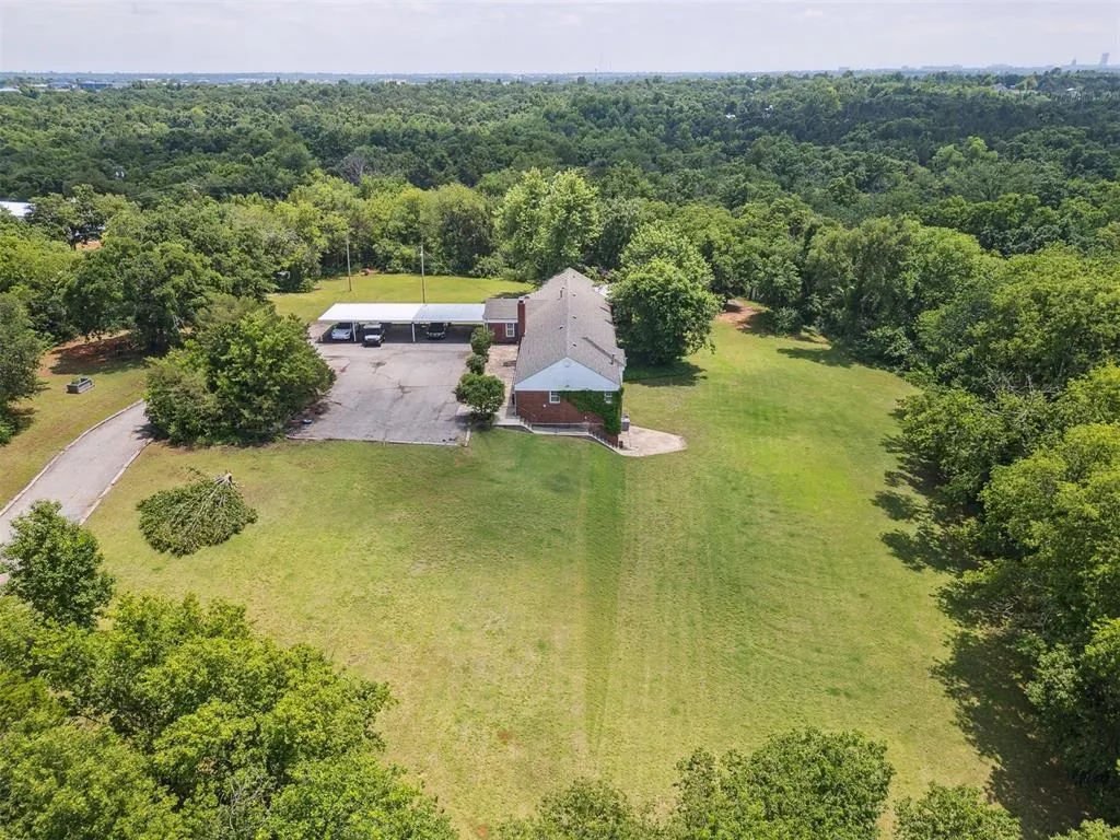 Photo 6 — 1500 E Wilshire Boulevard, Oklahoma City, OK 73111