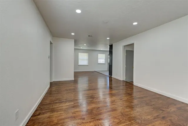 Photo 4 — 1202 Windsor Way, Norman, OK 73069