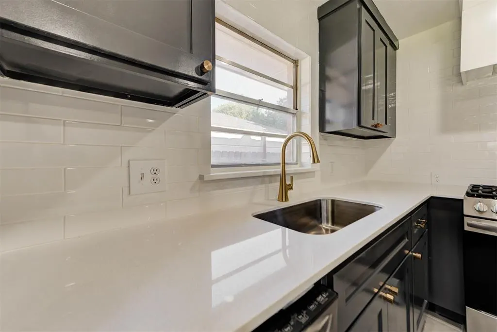 Photo 13 — 1202 Windsor Way, Norman, OK 73069