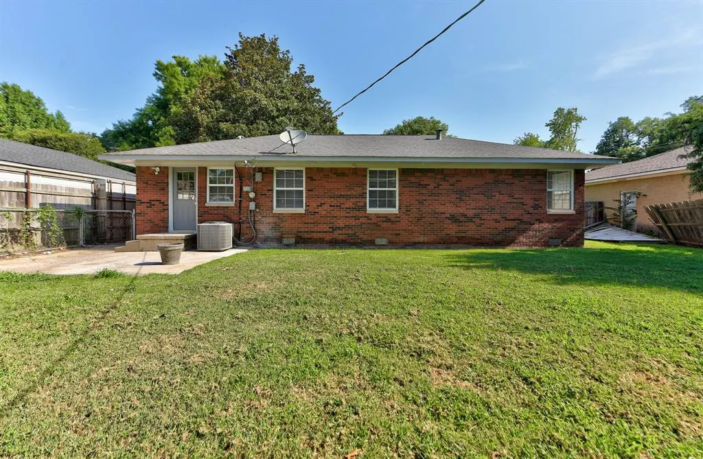 Photo 34 — 1202 Windsor Way, Norman, OK 73069