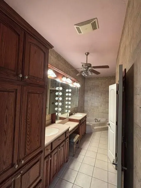 Photo 6 — 1608 Bentwater Drive, Kingfisher, OK 73750