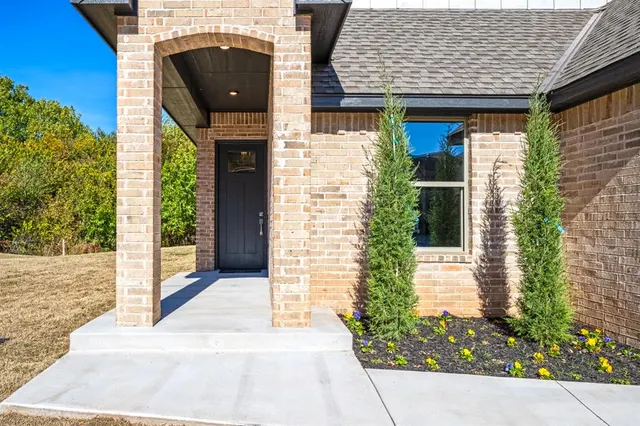 Photo 7 — 12440 Hidden Forest Boulevard, Oklahoma City, OK 73142