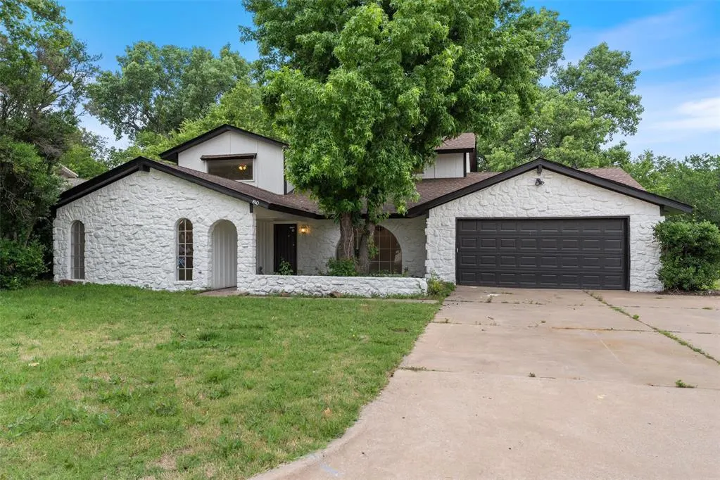 Front exterior — 8105 NW 114th Street, Oklahoma City, OK 73162