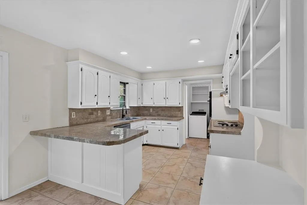 Photo 17 — 8105 NW 114th Street, Oklahoma City, OK 73162