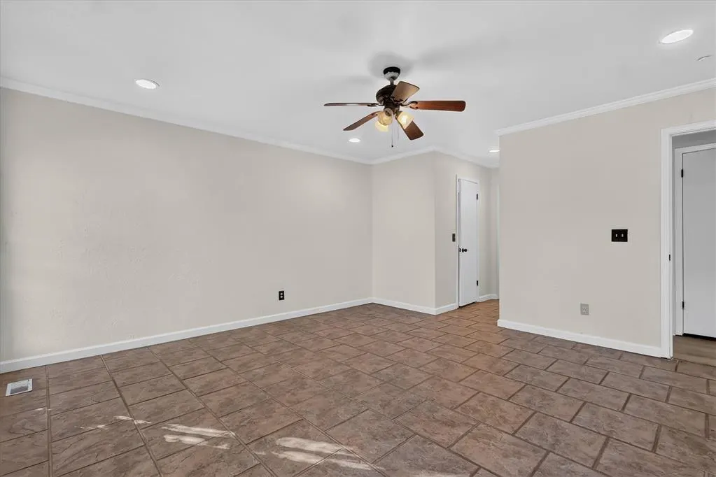 Photo 24 — 8105 NW 114th Street, Oklahoma City, OK 73162