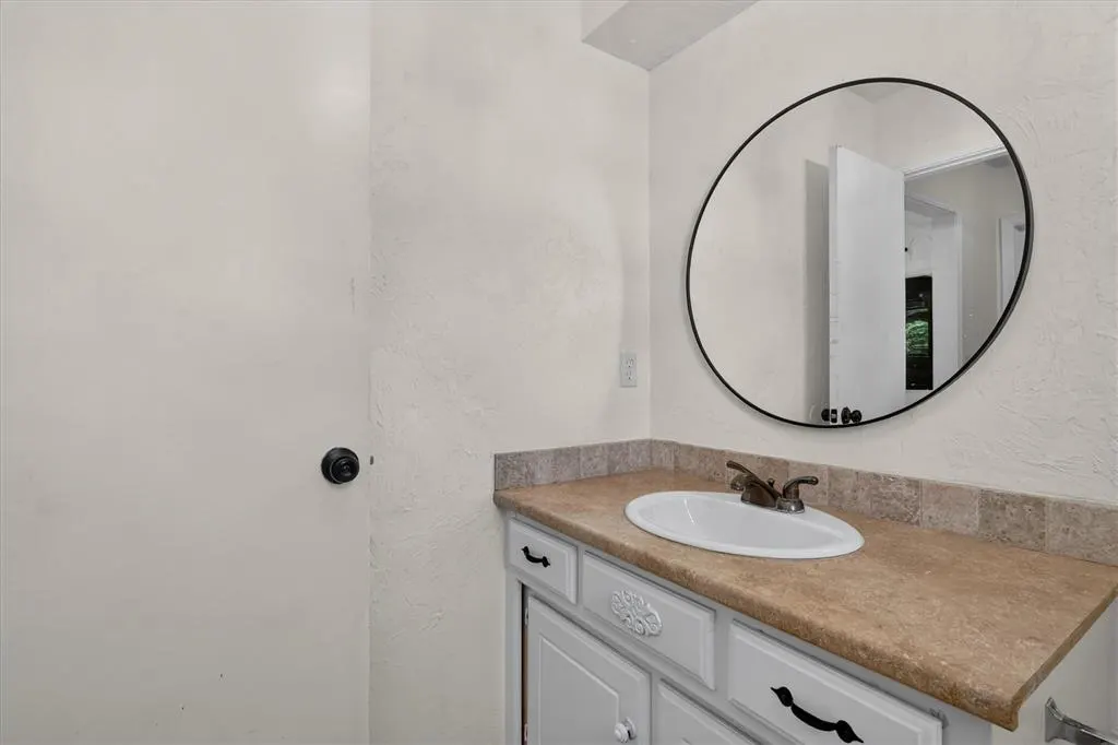Photo 36 — 8105 NW 114th Street, Oklahoma City, OK 73162