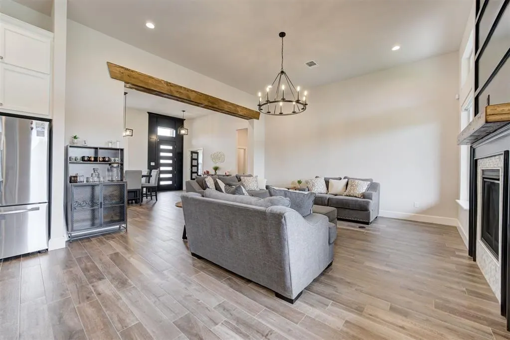 Photo 7 — 214 Alamosa Road, Norman, OK 73069