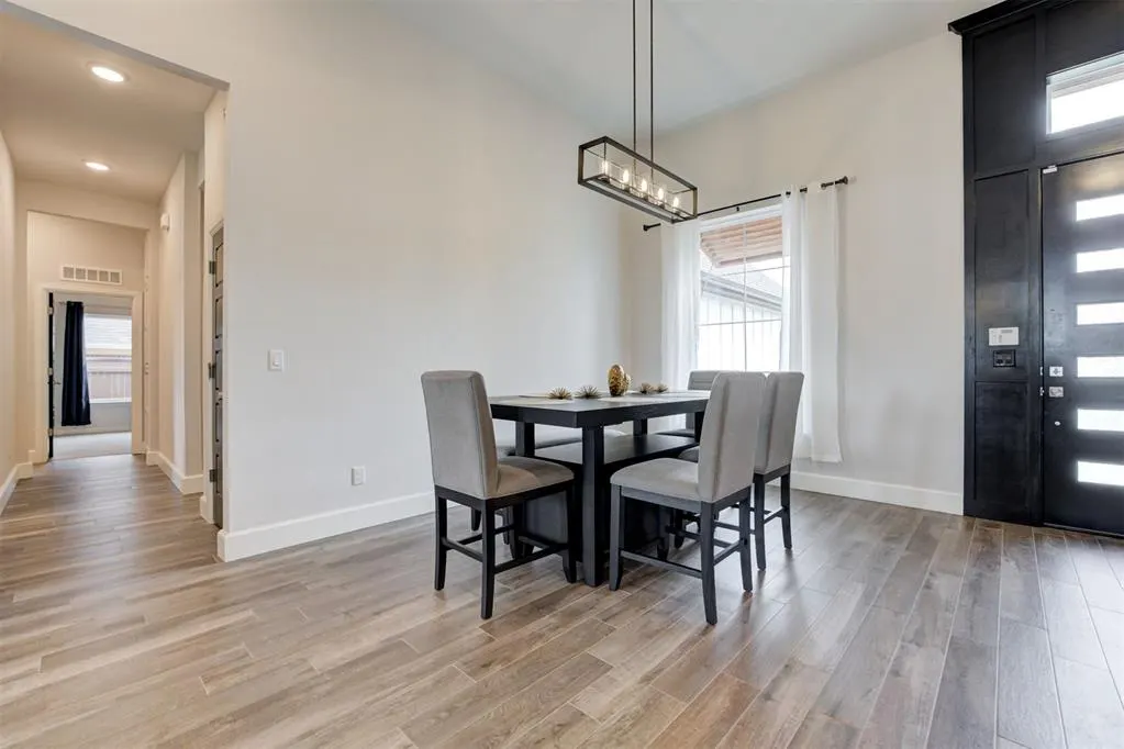 Photo 10 — 214 Alamosa Road, Norman, OK 73069