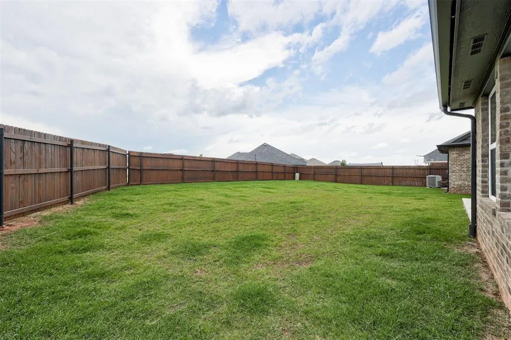 Photo 37 — 214 Alamosa Road, Norman, OK 73069