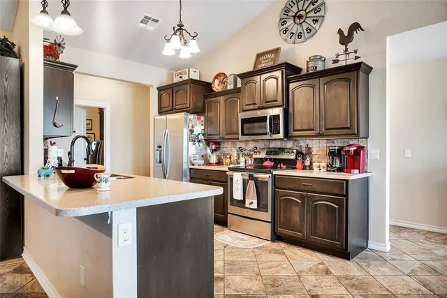 Photo 8 — 15811 S CR 206, Altus, OK 73521