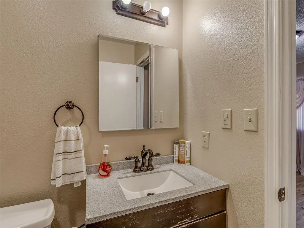 Photo 30 — 218 S 5th Avenue, Stroud, OK 74079