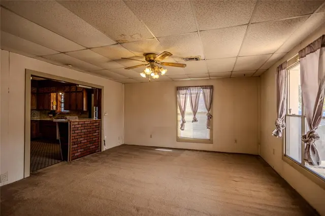 Photo 5 — 607 E C Street, Arapaho, OK 73620