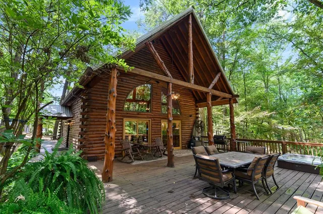 Front exterior — 185 Marlin Drive, Broken Bow, OK 74728