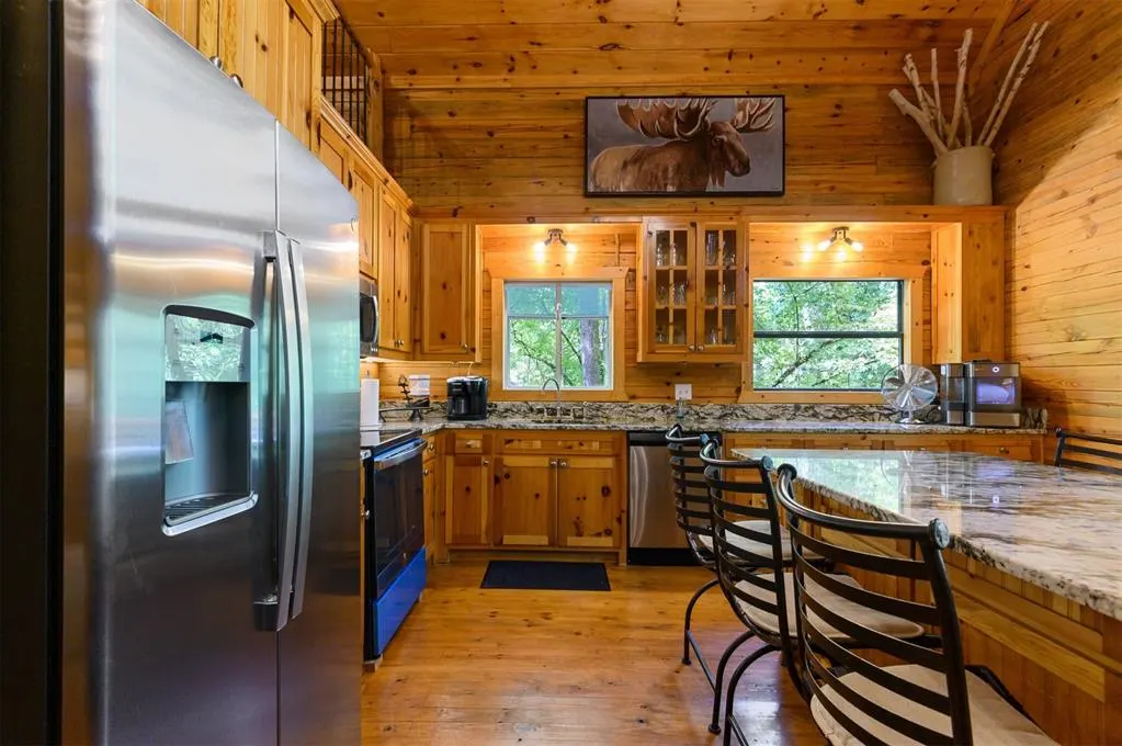 Photo 11 — 185 Marlin Drive, Broken Bow, OK 74728
