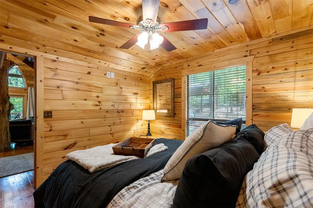 Photo 13 — 185 Marlin Drive, Broken Bow, OK 74728