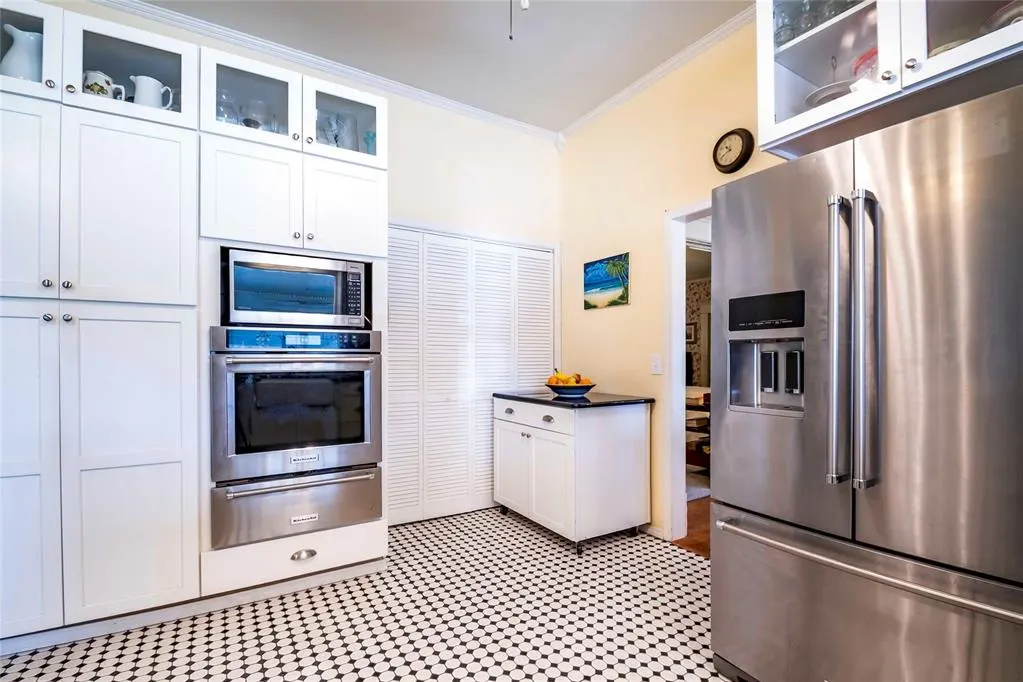 Photo 10 — 201 W 8th Street, Chandler, OK 74834