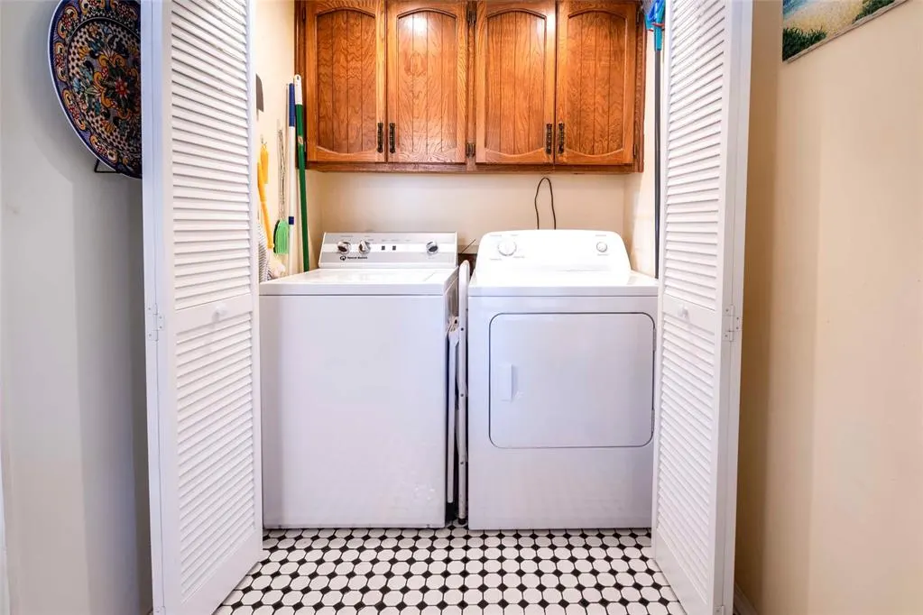 Photo 11 — 201 W 8th Street, Chandler, OK 74834