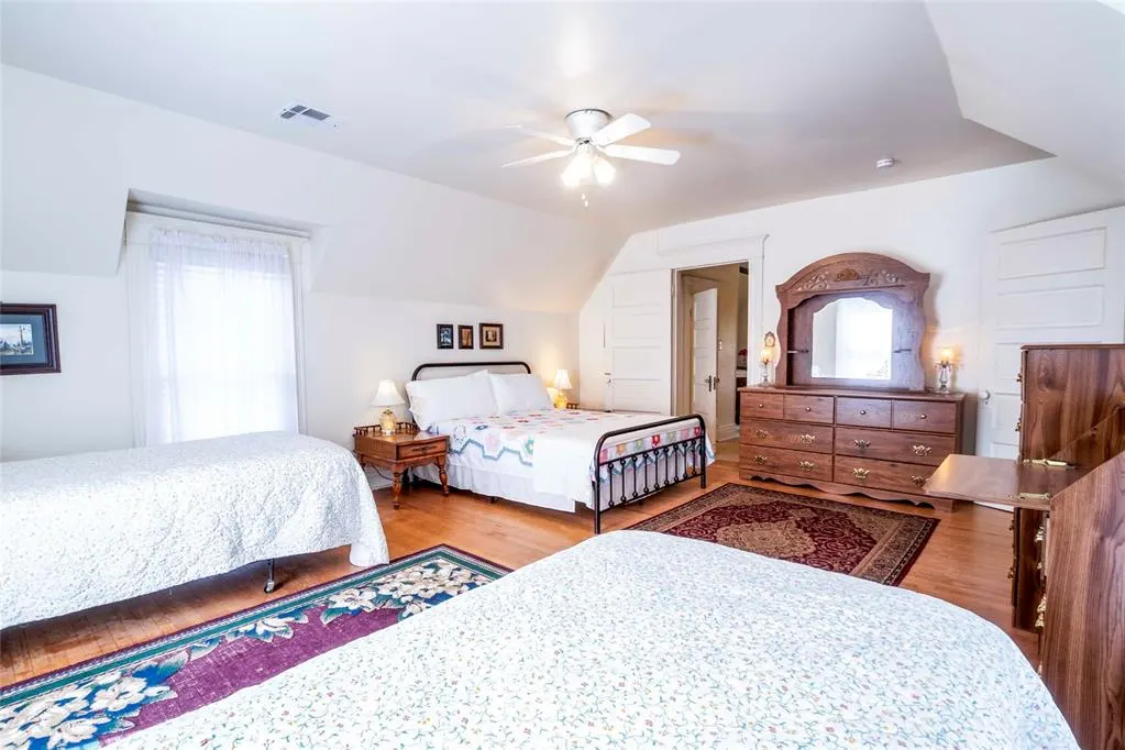 Photo 16 — 201 W 8th Street, Chandler, OK 74834