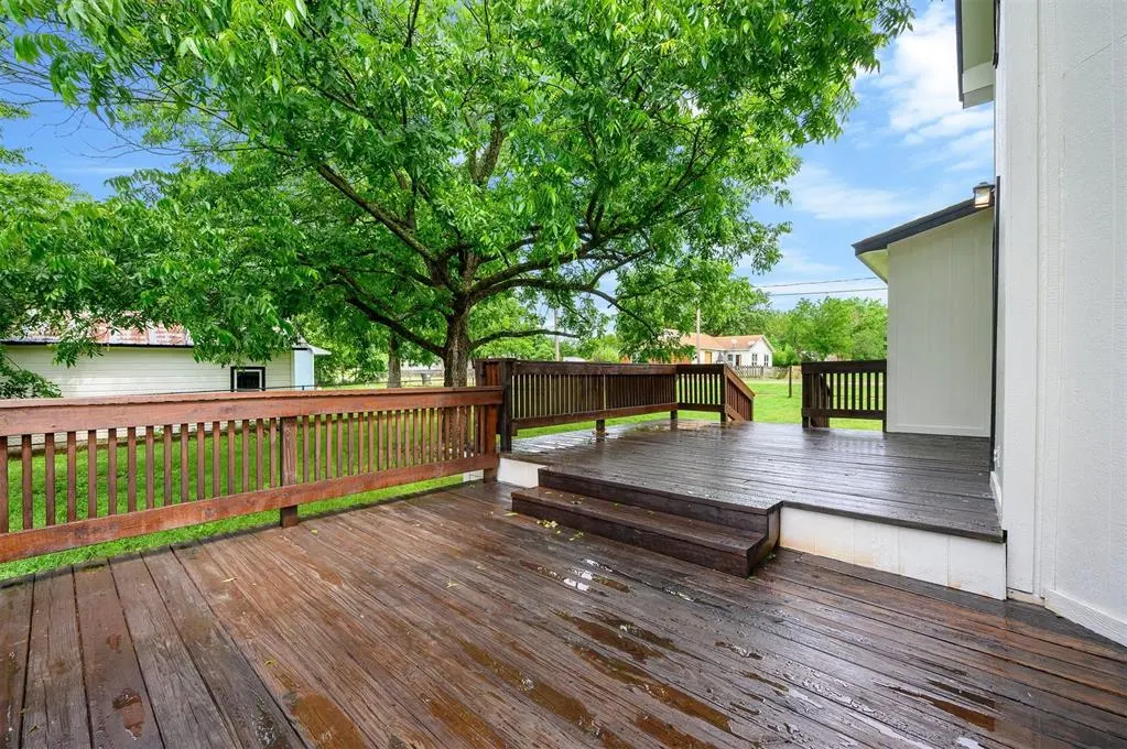 Photo 43 — 202 W Boston Street, Fort Towson, OK 74735