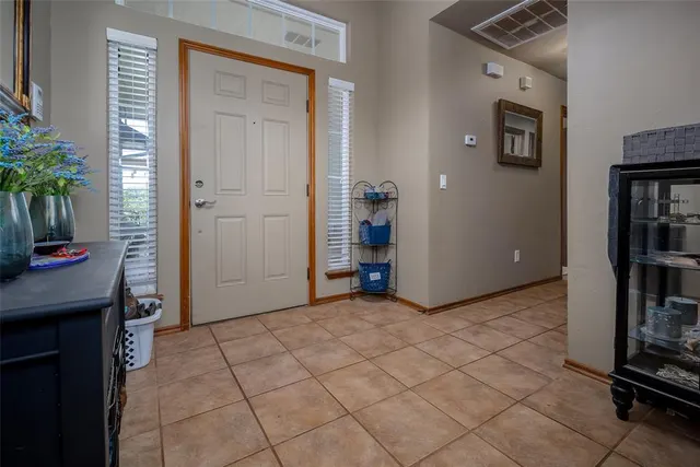 Photo 2 — 18860 Pecan Valley Road, Newalla, OK 74857
