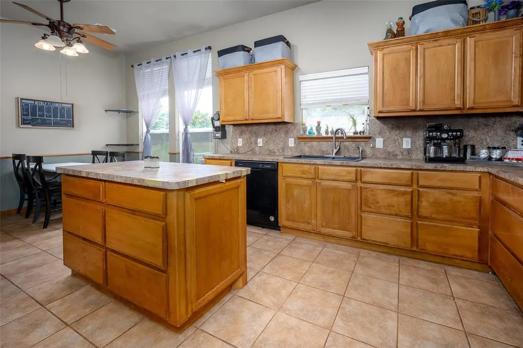 Photo 7 — 18860 Pecan Valley Road, Newalla, OK 74857
