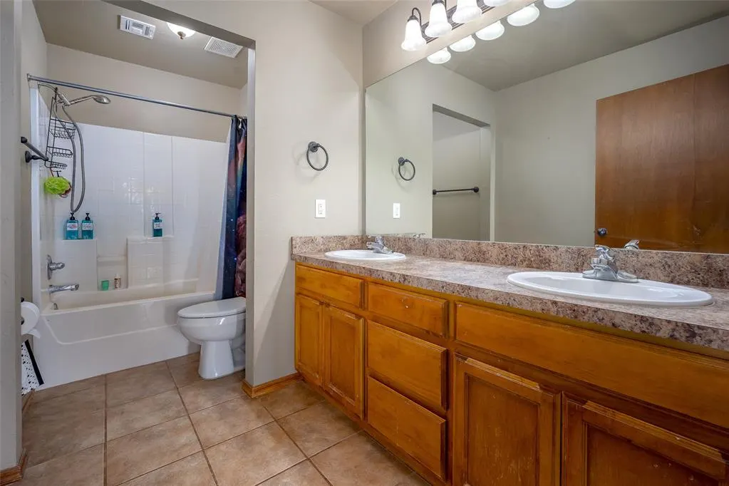 Photo 18 — 18860 Pecan Valley Road, Newalla, OK 74857