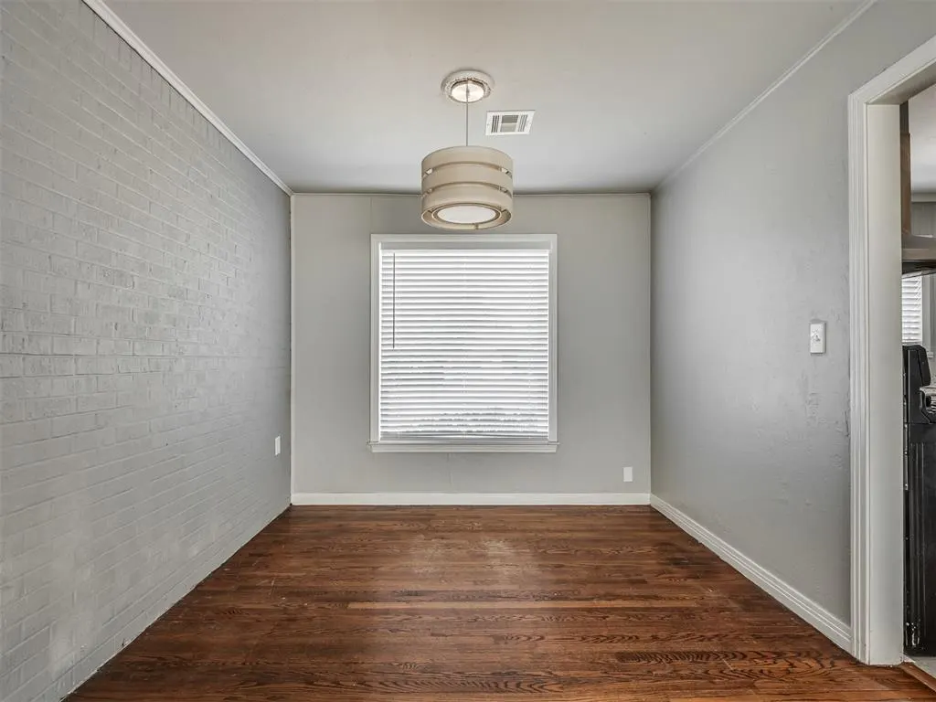 Photo 13 — 1414 Oxford Way, The Village, OK 73120