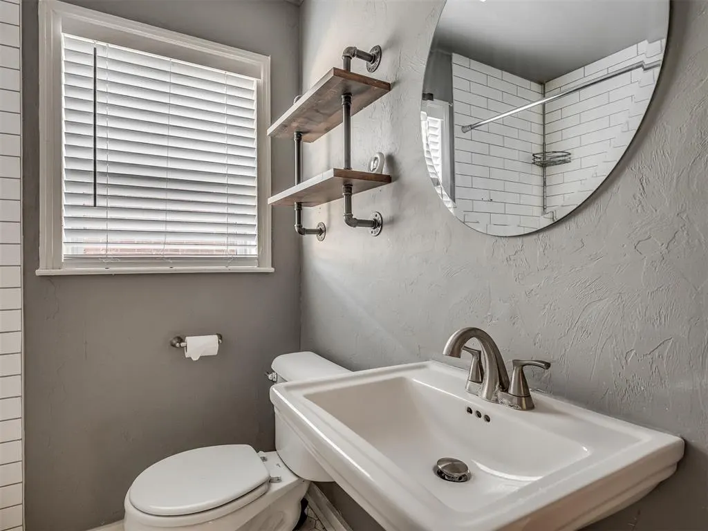 Photo 27 — 1414 Oxford Way, The Village, OK 73120