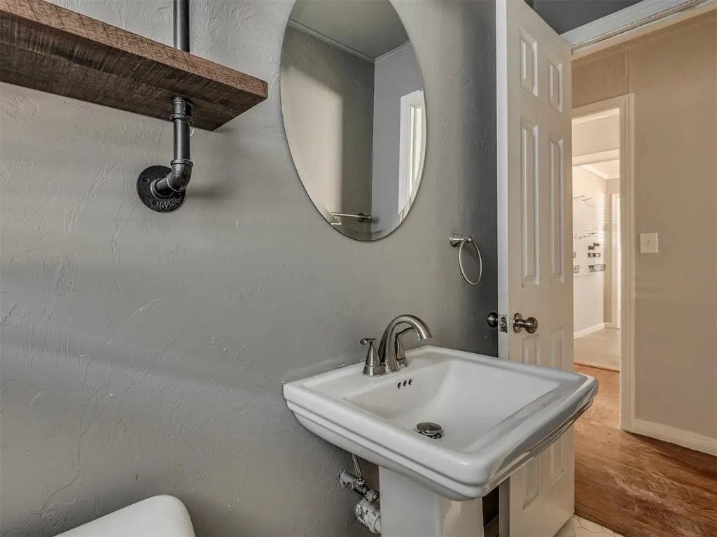 Photo 28 — 1414 Oxford Way, The Village, OK 73120
