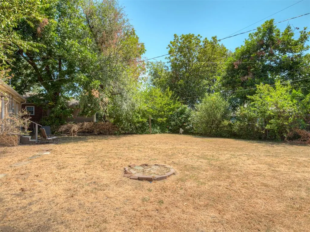 Photo 37 — 1414 Oxford Way, The Village, OK 73120