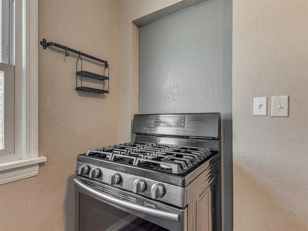 Photo 11 — 3132 NW 28th Street, Oklahoma City, OK 73107
