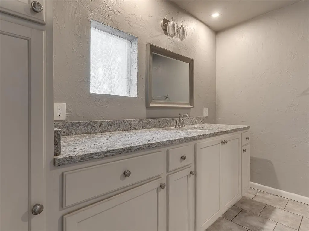 Photo 17 — 3132 NW 28th Street, Oklahoma City, OK 73107