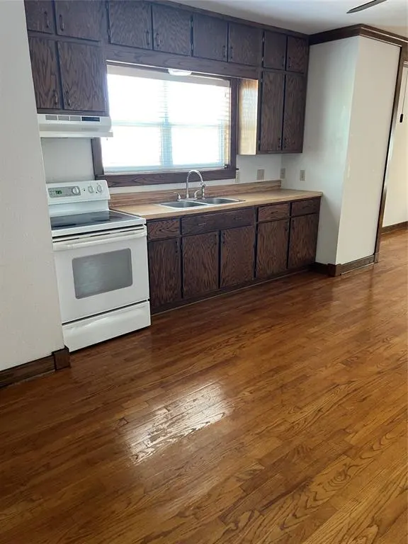 Photo 9 — 802 N Hudson Street, Altus, OK 73521